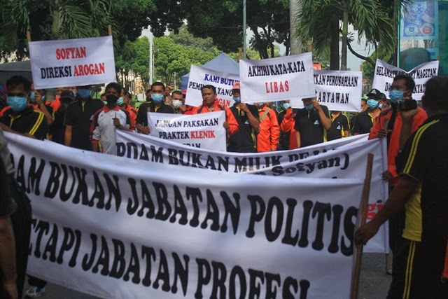 Ratusan Karyawan PDAM, Demo Pemkab Magetan