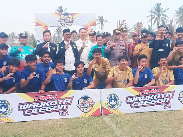 Pembukaan Piala Walikota Cilegon, Personil Polsek Ciwandan Polres Cilegon Polda Banten Amankan Pertandingan