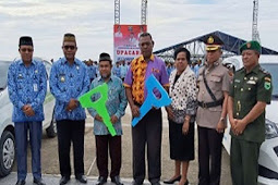 Abdul Faris Umlati Beri Kendaraan Operasional ke Lembaga Keagamaan di Raja Ampat