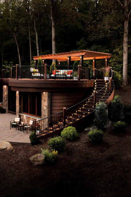 Comfortable Backyards Deck Design With Stunning Views Of A Serene Enviroment