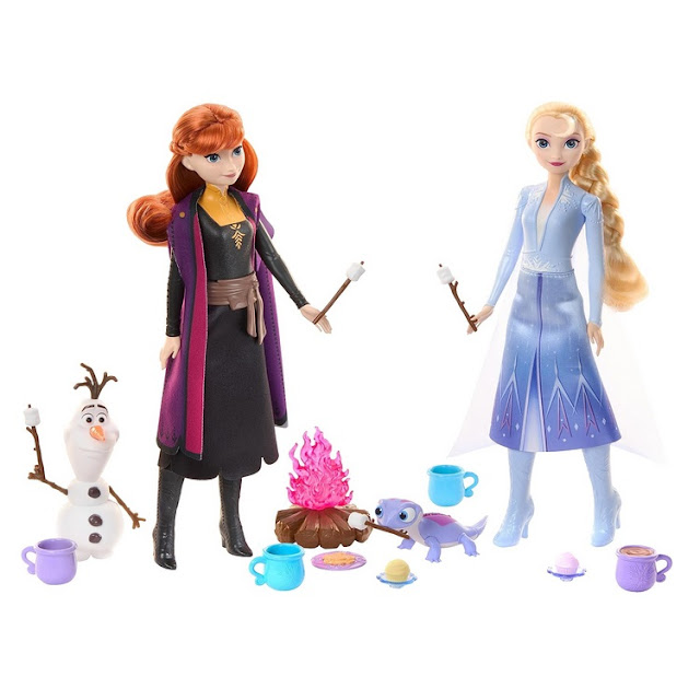 Poupées Disney Frozen 2 : Anna, Olaf, Elsa et salamandre en camping.