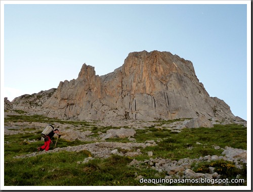 Arista Sanchez Sadia-Samper 300m 120m Rapel 6c¿ (V  A1 Oblig) (Peñe Robre, Andara) (Omar) 0642