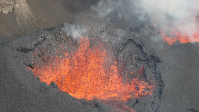Kīlauea Volcano Eruption 2025: Latest Updates and Safety Tips