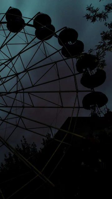 Ferris Wheel Night Sky