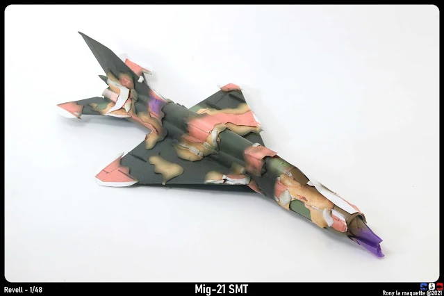 Le camouflage du Mig-21 SMT de Revell au 1/48, le vert foncé.