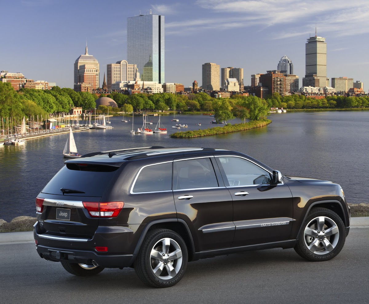 2011 Jeep Grand Cherokee Overland Summit