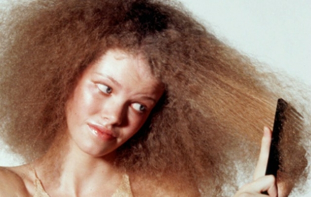 TIPS PARA EVITAR EL FRIZZ CABELLO