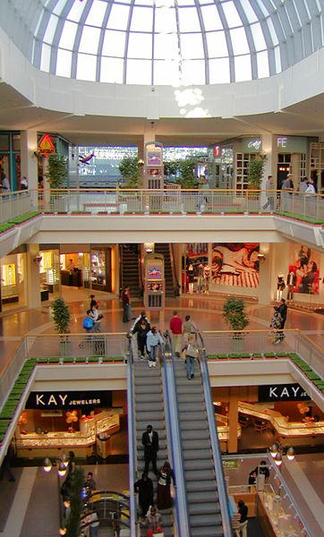 largest shopping center mall on earth