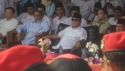 Pengasuh Ponpes Sunan Drajat Dukung Prabowo: Mudah-mudahan Jadi Presiden