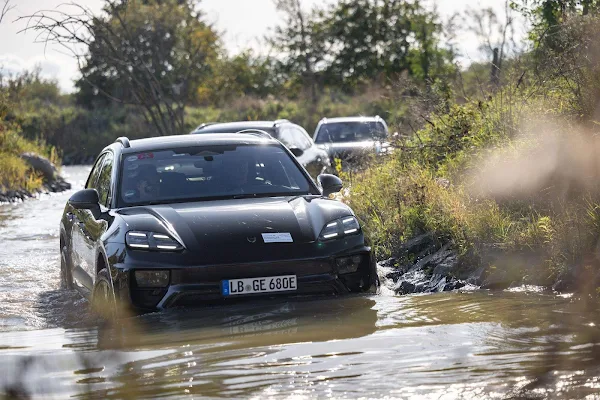 Nova Porsche Macan EV 2024