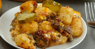 Bacon Cheeseburger Tater Tot Casserole