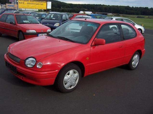 toyota corolla 2000