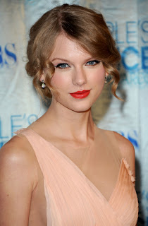 Taylor Swift Retro Style Curly Updo Hairstyle