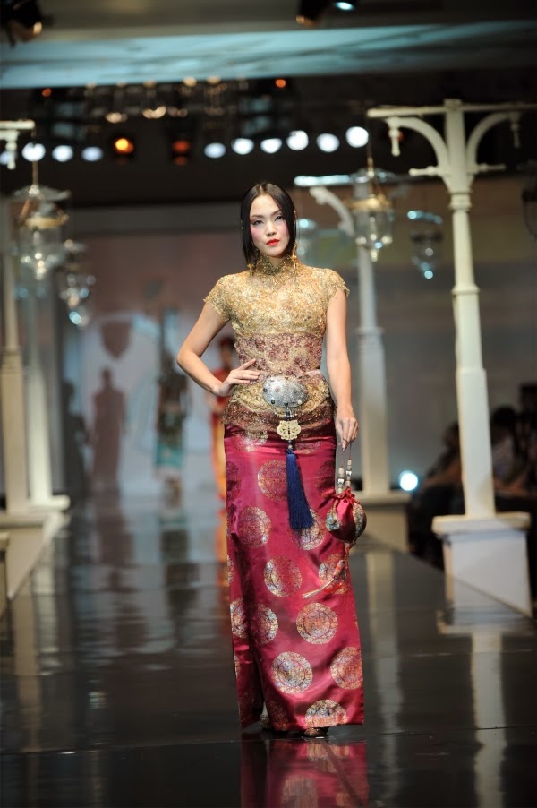 Kumpulan Foto Model Baju Kebaya Etnik  Trend Baju  Kebaya 