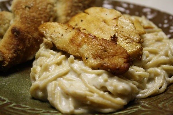 Paula's Bread: Healthy Chicken Alfredo!