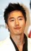 http://drakorprofil.blogspot.sg/2014/11/profil-dan-biodata-jang-hyuk.html