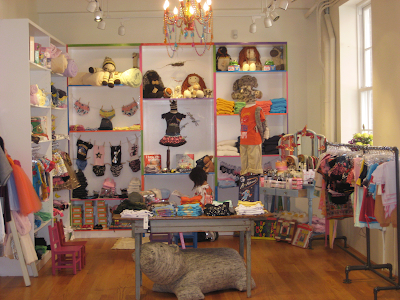 Children Clothing Boutiques on Clothes By Anna Sui  Tracy Reese  And Chelsea Flower As Well As Kids