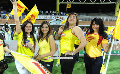 Tamil Actress at CCL 2 semi final photos