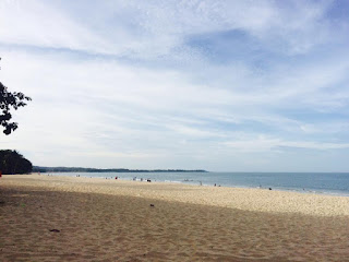 Mandi manda di Pantai Awam Desaru.