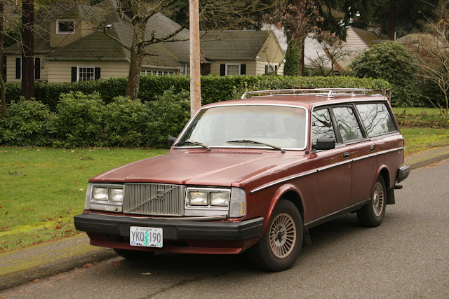 1986 Volvo 245 wagon.