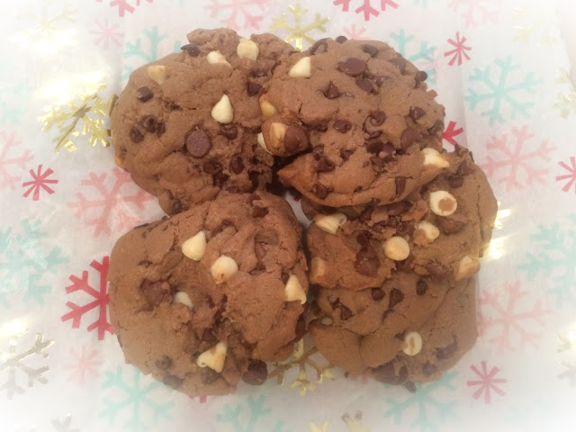 Triple chocolate hot chocolate cookies