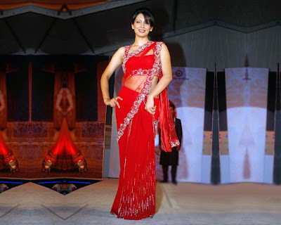 Dress Model Dummy on Edward Norton Blog  Bollywood Celebrity Looking Hot In Red Dress