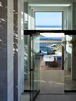 Laguna Beach Beautiful Residence Design With Benefits From A Privileged Beach Front Position