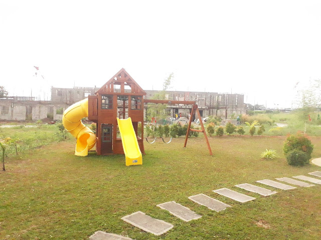 the bellecourt sta rosa laguna playground area