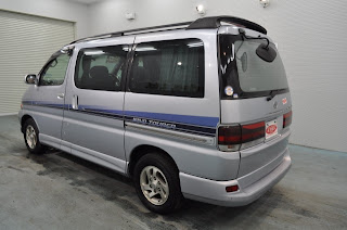 1997 Toyota Hiace Regius Wind Tourer KCH40 diesel model for Uganda