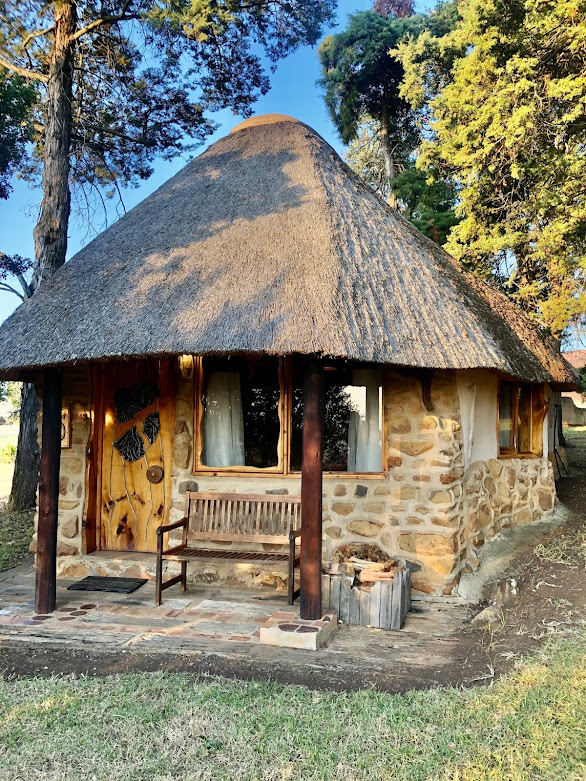 Affordable Drakensberg accommodation, Drakensberg hotel, Antbear Lodge