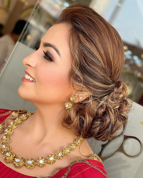 Party Makeup with Hairstyle Artist Near Me - Poonam Lalwani