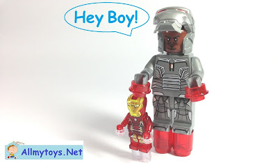Regular Lego Minifigures Meet Giant Figures 1
