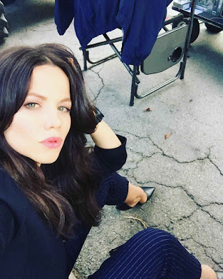 Actress Tammin Sursok (Jenna) PLL behind-the-scenes episode 7x04