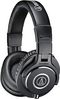 Audio-Technica ATH-M40x Professional Studio Monitor Headphone, Black, with Cutting Edge Engineering, 90 Degree Swiveling Earcups, Pro-grade Earpads/Headband, Detachable Cables Included