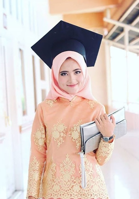 Gambar Model Hijab Wisuda Modern Terbaru