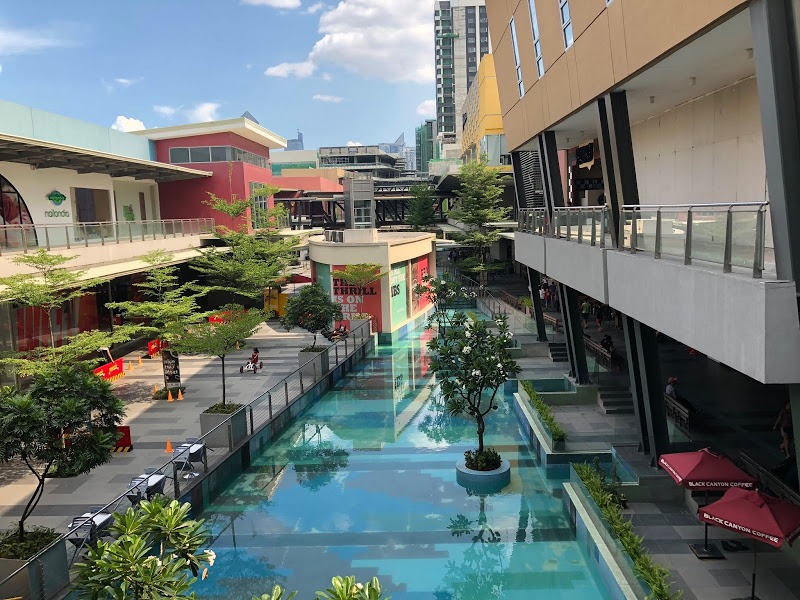 manila-circuit-mall-1