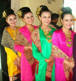  SANGGAR NUSANTARA DOT COM Jakarta Sewa Baju Adat 