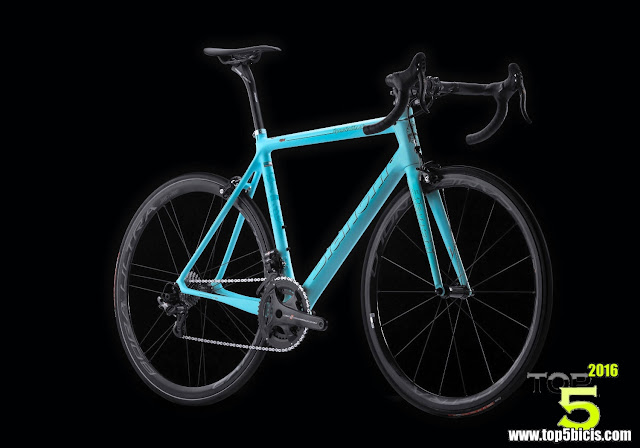 La Bianchi Specialissima viene con un cuadro de 780 Gramos