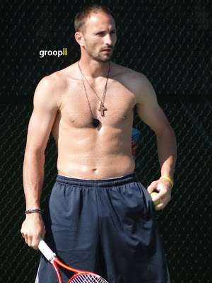 Dusan Vemic Shirtless at Cincinnati Open 2011