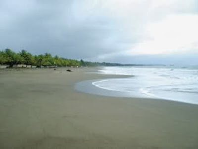 Kota Padang ini sudah usang terkenal dengan legenda Sitti Nurbaya dan juga Malin Kundang Daftar 5 Tempat Wisata di Padang paling Menarik