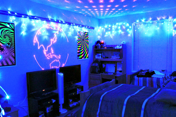 Trippy Bedroom Decor