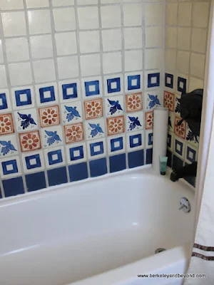 guest bathroom at El Cordova Hotel on Coronado Island, California