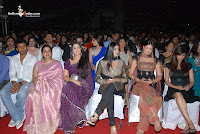 Pics of Tabu and Charmi kaur from 55th tiger balm filmfare awards