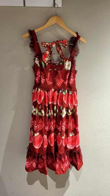 strawberry dress from bacio bouquet