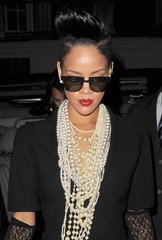  celebritybug.blogspot.com