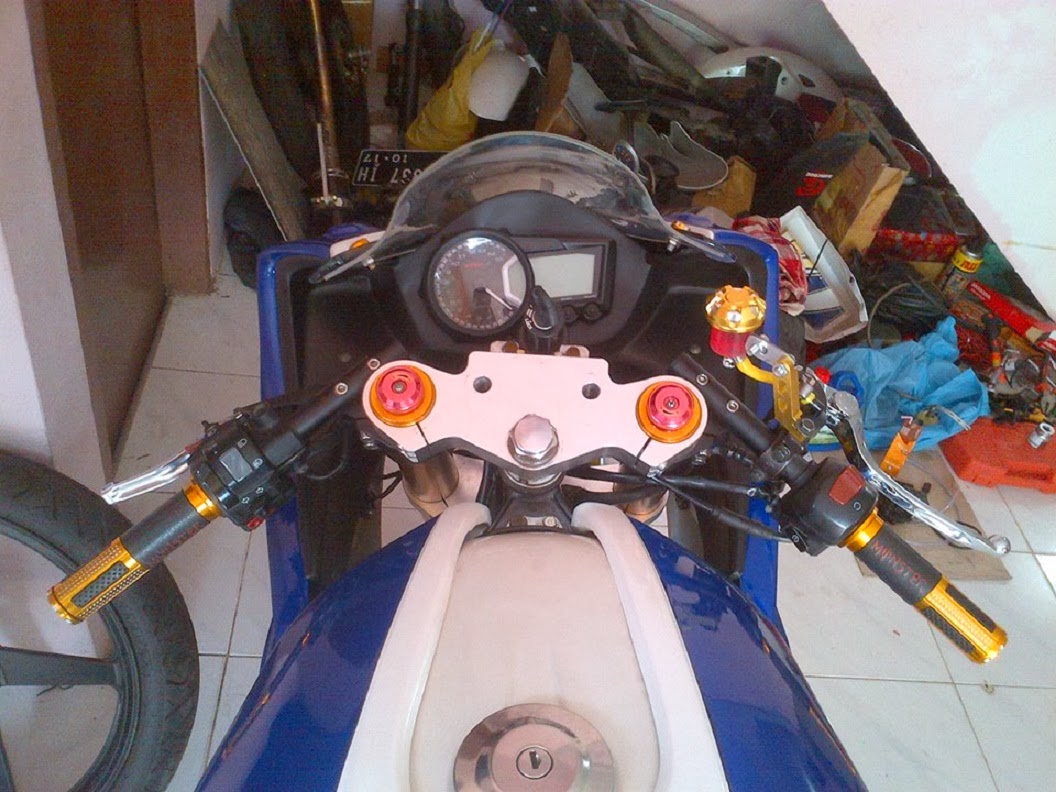 Modifikasi Cantik Dan Gahar Yamaha Vixion 2012 Review