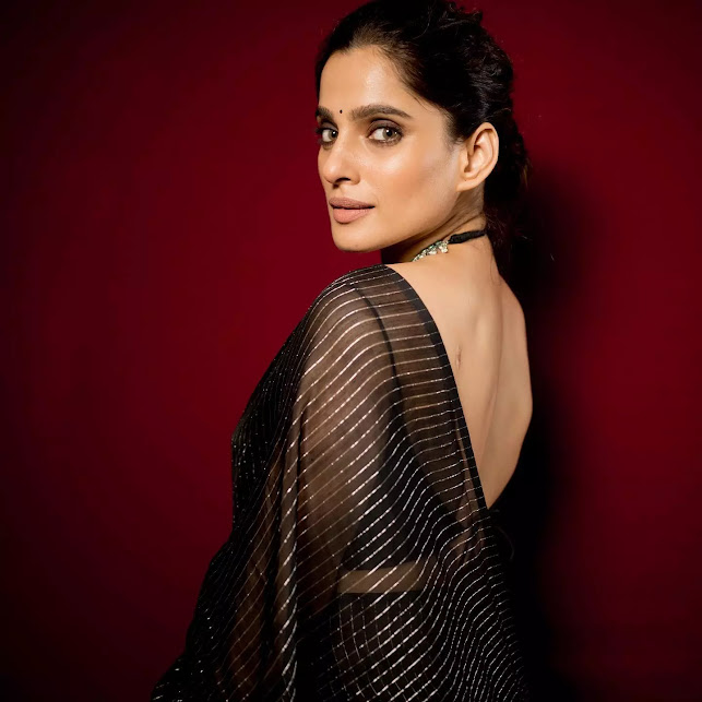 priya-bapat-saree-looks