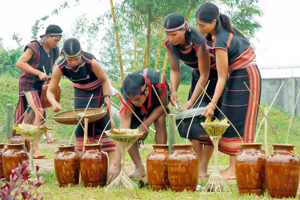 Rượu cần Tây nguyên