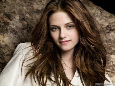 Bella Swan Kristen Stewart Hollywood Actress Desktop Wallpapers, PC Wallpapers, Free Wallpaper, Beautiful Wallpapers, High Quality Wallpapers, Desktop Background, Funny Wallpapers http://adesktopwallpapers.blogspot.com