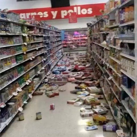 Al menos 14 muertos y 380 heridos por terremoto de Ecuador